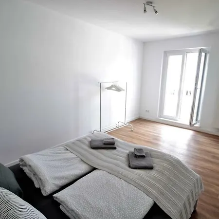 Spacious & Modern Holiday Вюрцбург