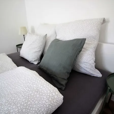 Spacious & Modern Holiday Вюрцбург